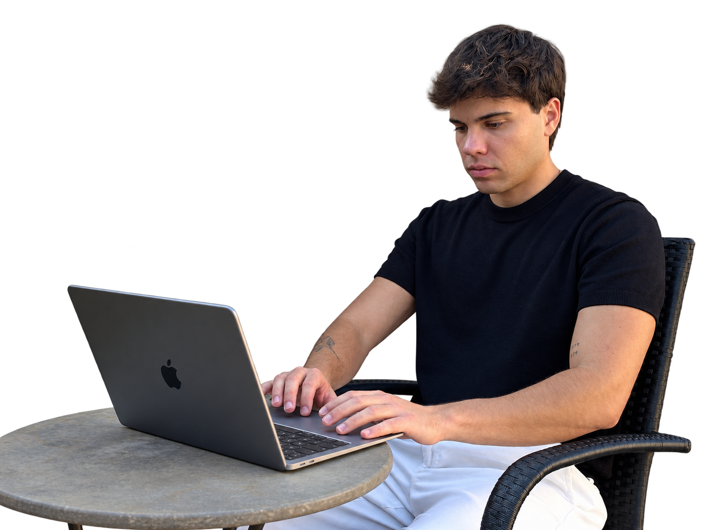 Marc Porredon trabajando con su portátil